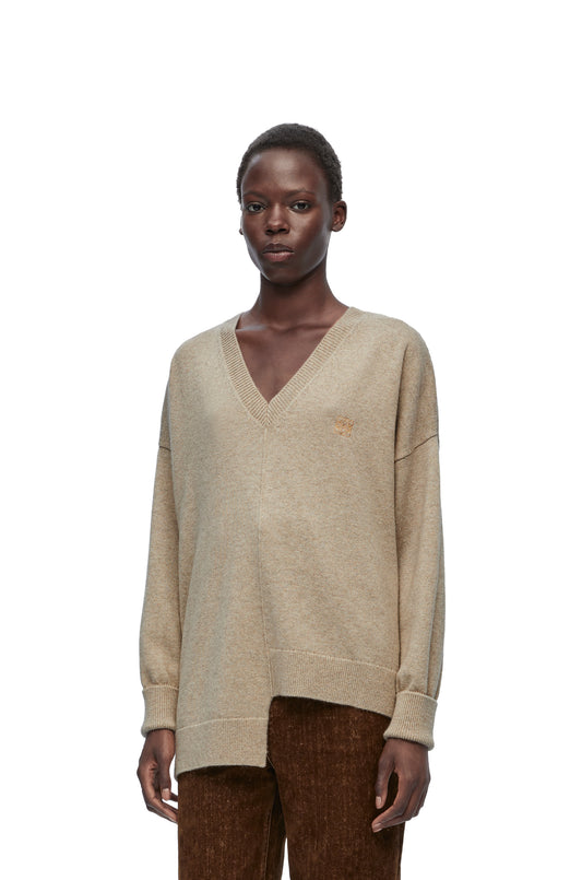 Asymmetric sweater in cashmere