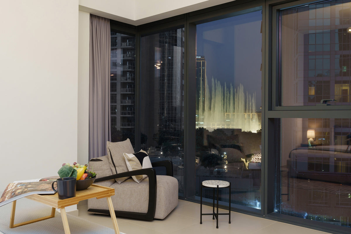 Posh & Arty Apt w/ Direct Burj Khalifa & Fountains Views