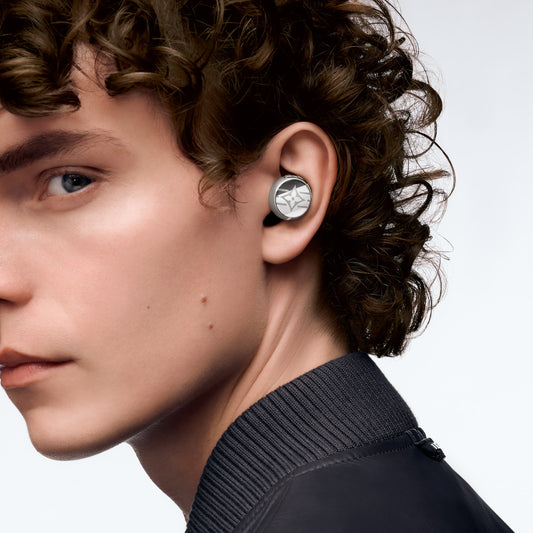 Louis Vuitton Horizon Light Up Earphones - Silver