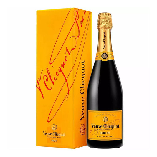 Veuve Clicquot Yellow Label Magnum Gift Box