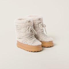 Shearling Après-Ski Boots